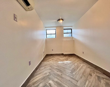 129 Putnam Avenue - Photo Thumbnail 9