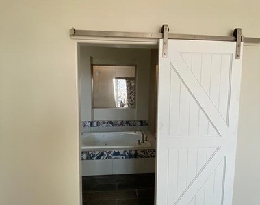 7434 Sidewinder Bend Drive - Photo Thumbnail 15