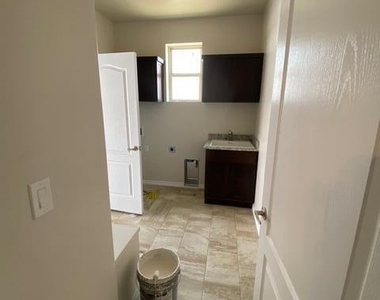7434 Sidewinder Bend Drive - Photo Thumbnail 13