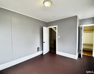 407 East Avenue - Photo Thumbnail 10