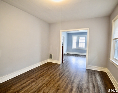 407 East Avenue - Photo Thumbnail 3