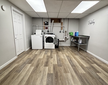 31 Vernon Avenue - Photo Thumbnail 10