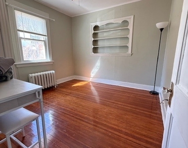 109 Bunker Hill Avenue - Photo Thumbnail 3