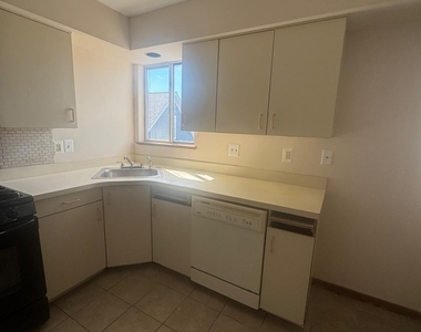 204 Wheeler Avenue - Photo Thumbnail 1