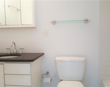 804 Chapel Street - Photo Thumbnail 5