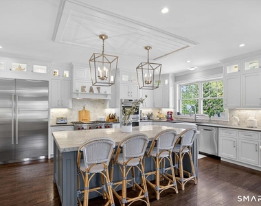 86 Quincy Street - Photo Thumbnail 11