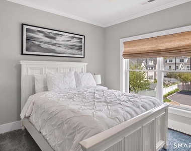86 Quincy Street - Photo Thumbnail 21