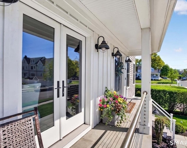 86 Quincy Street - Photo Thumbnail 2