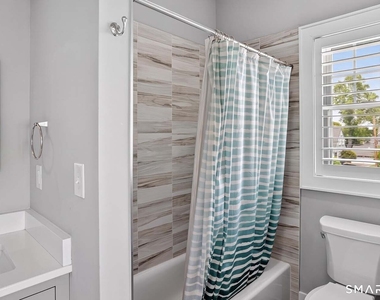 86 Quincy Street - Photo Thumbnail 22