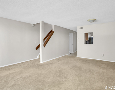 9 Talcott Forest Road - Photo Thumbnail 8