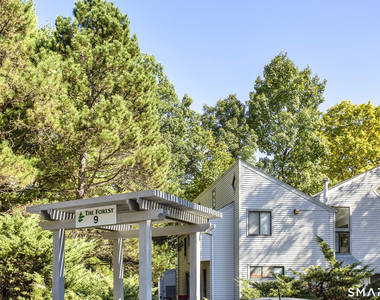 9 Talcott Forest Road - Photo Thumbnail 20