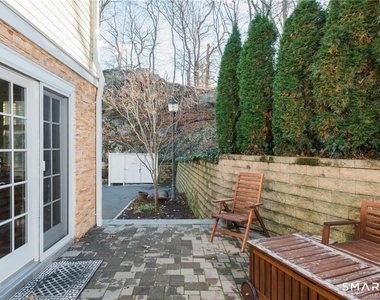 70 Riverdale Avenue - Photo Thumbnail 14