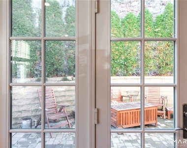 70 Riverdale Avenue - Photo Thumbnail 13