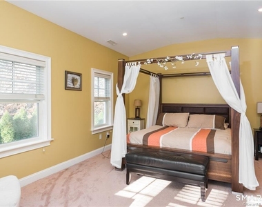 70 Riverdale Avenue - Photo Thumbnail 7