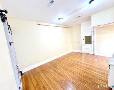 105 Bank Street - Photo Thumbnail 4