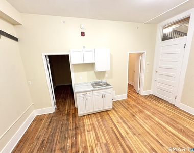 105 Bank Street - Photo Thumbnail 2