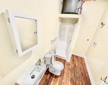 105 Bank Street - Photo Thumbnail 6