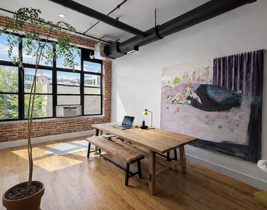 255 Mc Kibbin Street - Photo Thumbnail 1