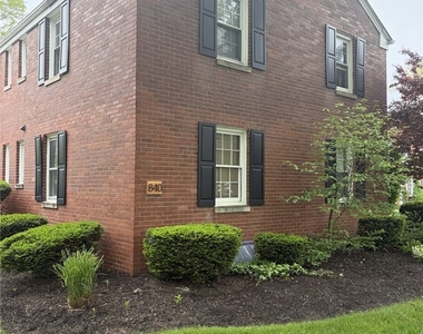 840 Thorn St - Photo Thumbnail 27