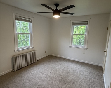 840 Thorn St - Photo Thumbnail 18