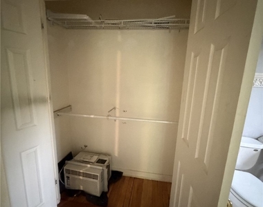 840 Thorn St - Photo Thumbnail 21