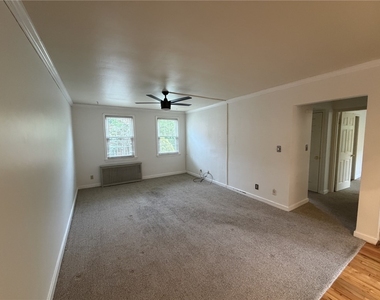 840 Thorn St - Photo Thumbnail 14