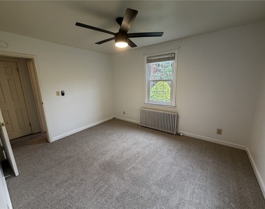 840 Thorn St - Photo Thumbnail 16