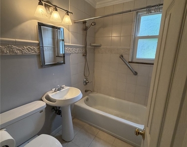840 Thorn St - Photo Thumbnail 22