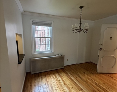 840 Thorn St - Photo Thumbnail 7