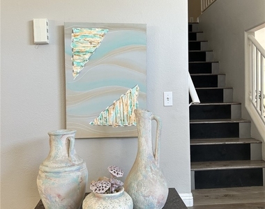 514 Rancho Del Norte Drive - Photo Thumbnail 2