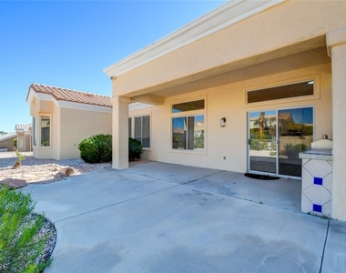 10800 Mission Lakes Avenue - Photo Thumbnail 32
