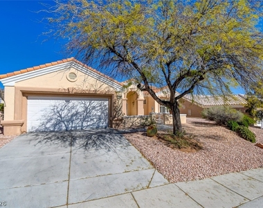 10800 Mission Lakes Avenue - Photo Thumbnail 5