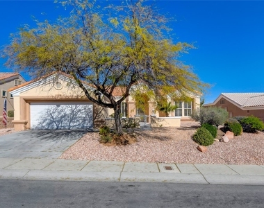 10800 Mission Lakes Avenue - Photo Thumbnail 3
