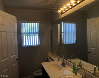 916 Clubview Drive - Photo Thumbnail 29