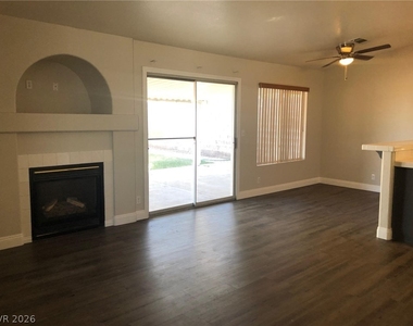 916 Clubview Drive - Photo Thumbnail 16