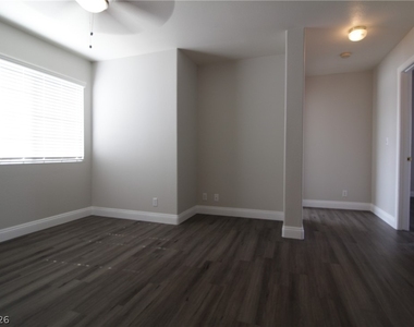 916 Clubview Drive - Photo Thumbnail 20