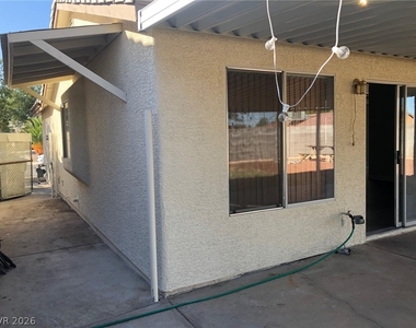 916 Clubview Drive - Photo Thumbnail 34