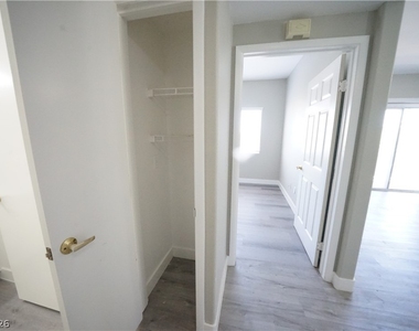 5655 E Sahara Avenue - Photo Thumbnail 15