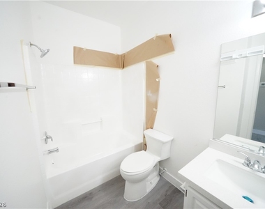 5655 E Sahara Avenue - Photo Thumbnail 16