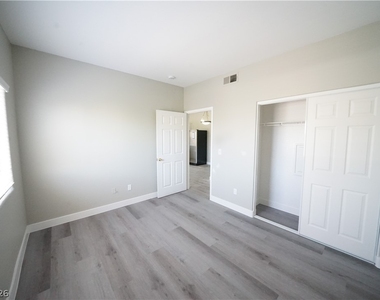 5655 E Sahara Avenue - Photo Thumbnail 14
