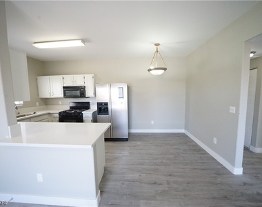 5655 E Sahara Avenue - Photo Thumbnail 9