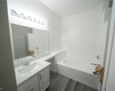 5655 E Sahara Avenue - Photo Thumbnail 19