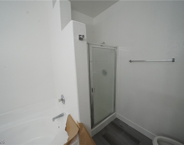 5655 E Sahara Avenue - Photo Thumbnail 20