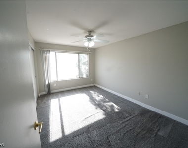 5710 E Tropicana Avenue - Photo Thumbnail 14