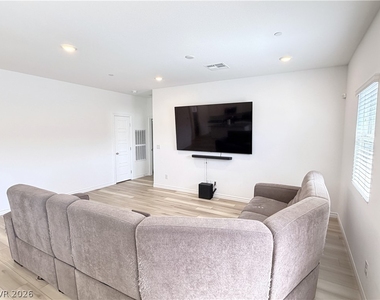 341 Aravalli Crest Street - Photo Thumbnail 12