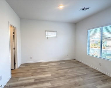 341 Aravalli Crest Street - Photo Thumbnail 14