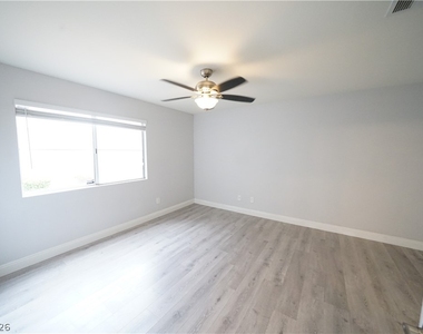 8600 W Charleston Boulevard - Photo Thumbnail 17