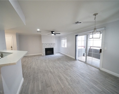 8600 W Charleston Boulevard - Photo Thumbnail 7