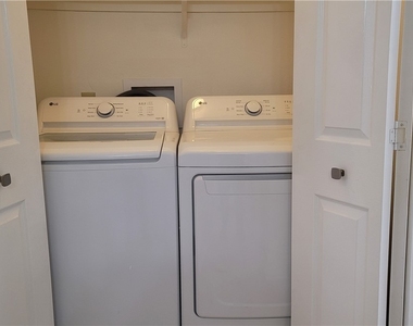 1375 E Hacienda Avenue - Photo Thumbnail 13