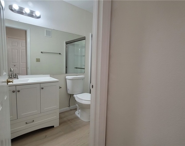 1375 E Hacienda Avenue - Photo Thumbnail 28